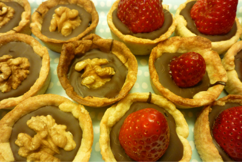 Tartaletas de fresa y de nuez