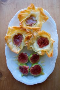 Cestitas de higos y queso de cabra